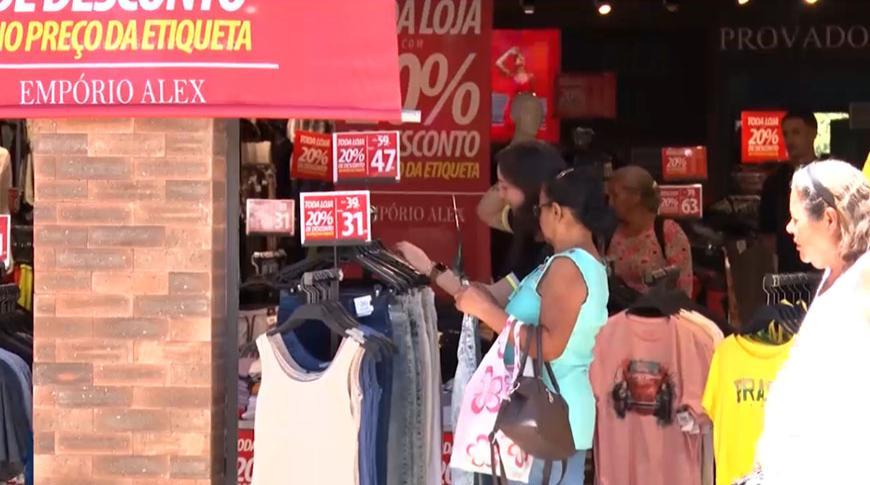 Mesmo Em Lojas F Sicas Preciso Ter Cuidado As Compras Na Black