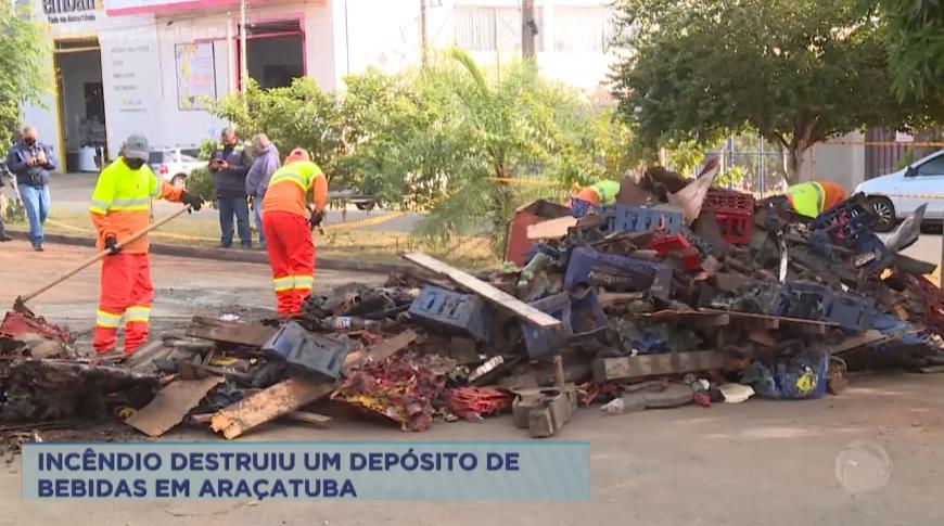 Incêndio destruiu depósito de bebidas em Araçatuba