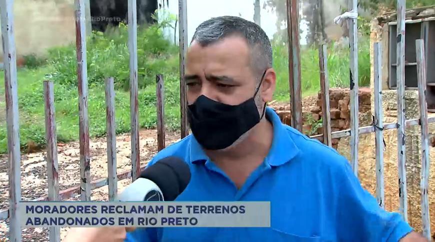 Moradores reclamam de terrenos abandonados em Rio Preto