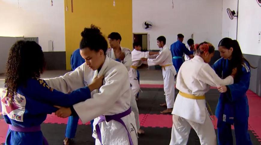 Judocas de projeto social de Rio Preto, conquistam medalhas