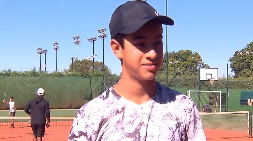 Com apenas 13 anos, tenista de Rio Preto se destaca no esporte