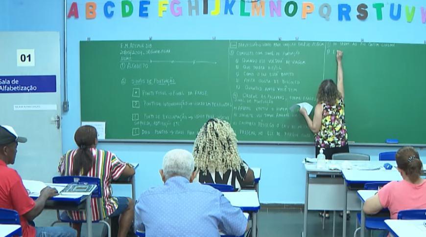 Taxa de alfabetizados em Rio Preto supera os índices nacional e estadual