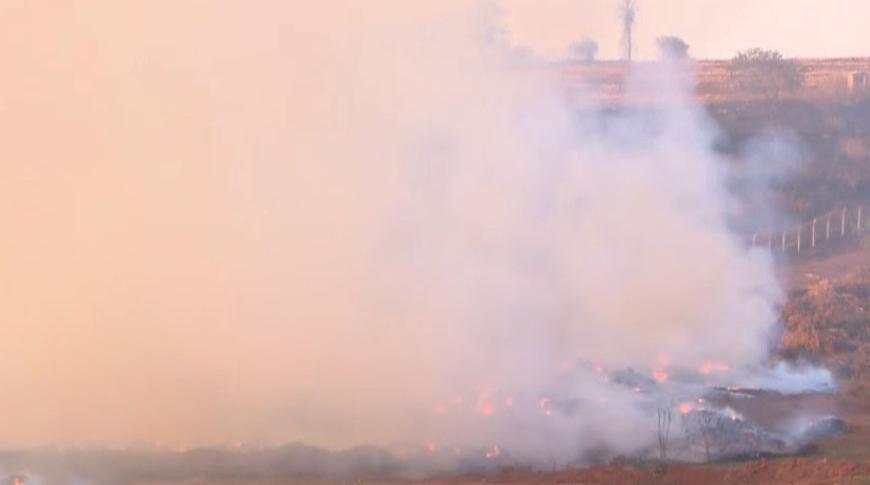 Incêndio volta a atingir a região da fazendinha em Rio Preto