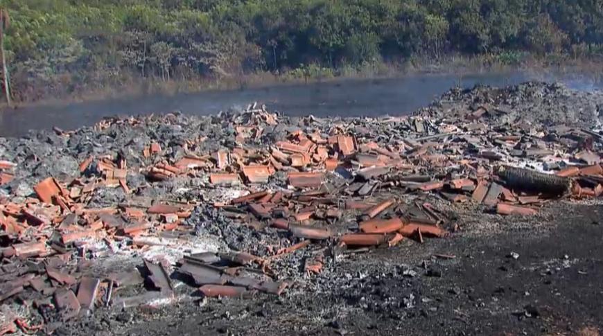 Incêndios castigam propriedades rurais