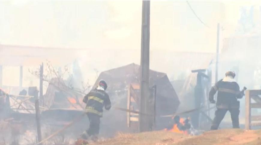 Incêndio em Rio Preto atinge área de Pesqueiro