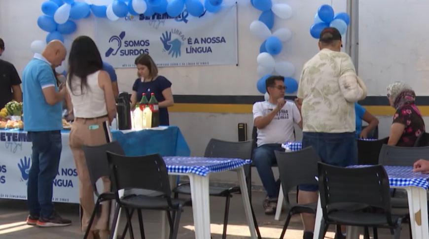 Dia Nacional do surdos é marcado com café da manhã