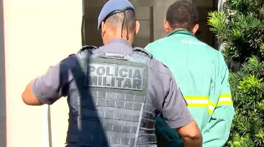 Jovem é preso suspeito de furtar usando uniforme de empresa