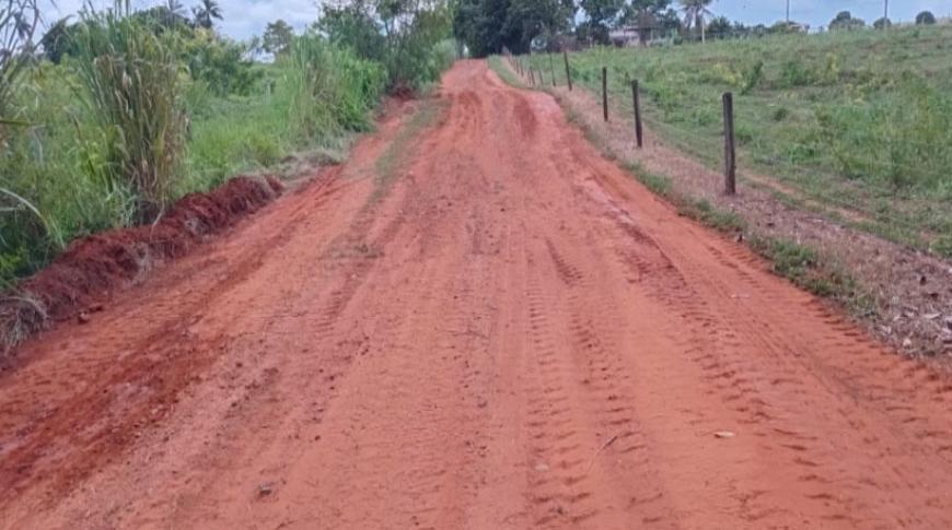 Flagrou Tá na Record, moradores reclamam de estrada